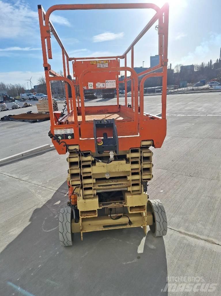 JLG 3246 ES Scissor Lifts