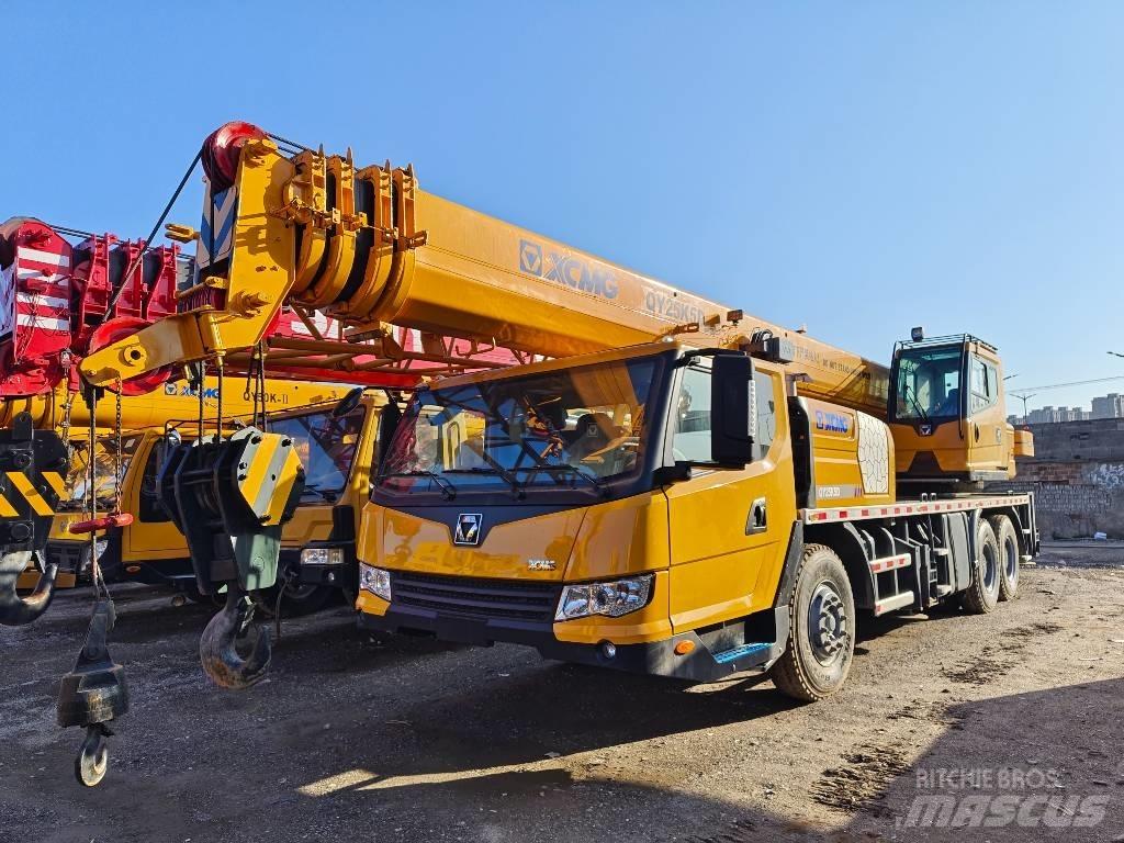 XCMG XCT 25 Mobile and all terrain cranes