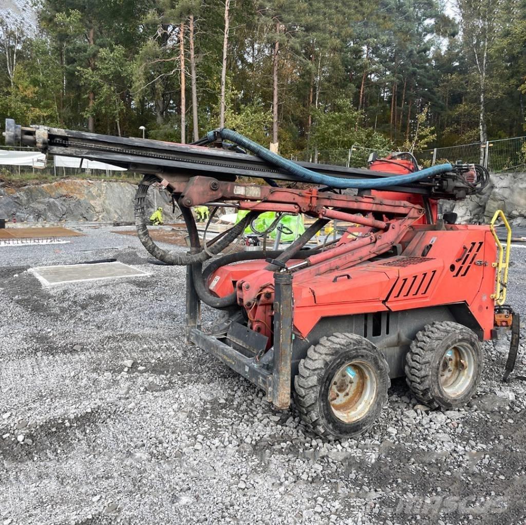 Sandvik DC 122R Surface drill rigs