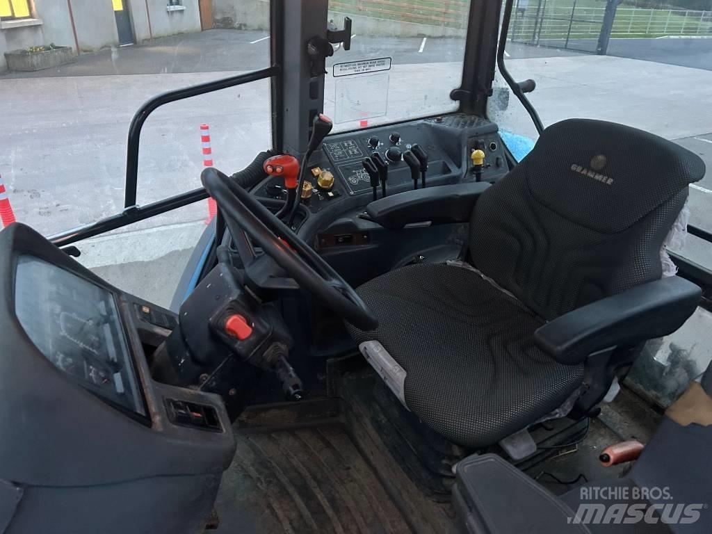 New Holland TM 140 Tractors