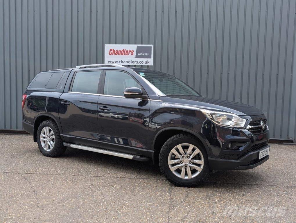 Ssangyong Musso Automobiles / SUVS