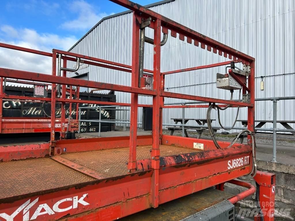 SkyJack SJ 6826 RT Scissor Lifts