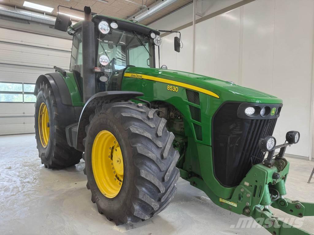John Deere 8530 Tractors