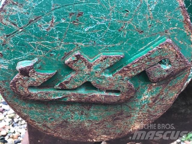  EXP Pulveriser Pulveriser  (Demolition Crusher ) 