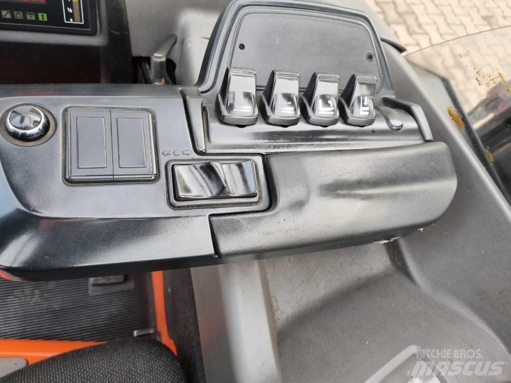 BT RR E 160 M Reach trucks