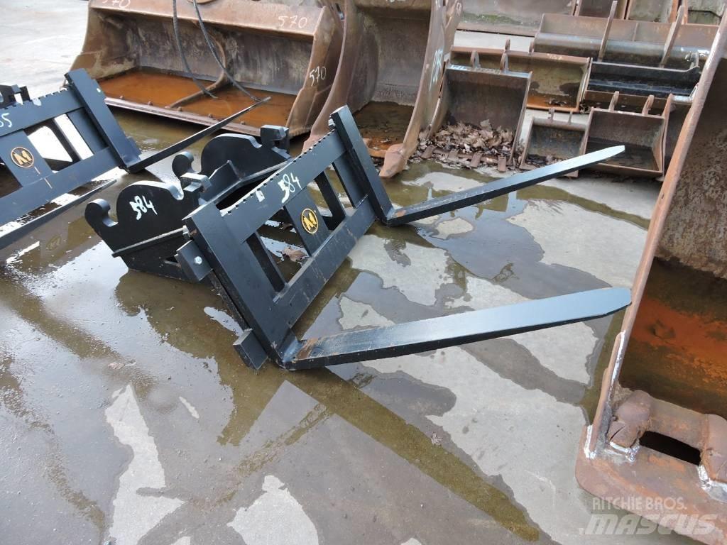  Palletvorken CW40 Mobile and all terrain cranes