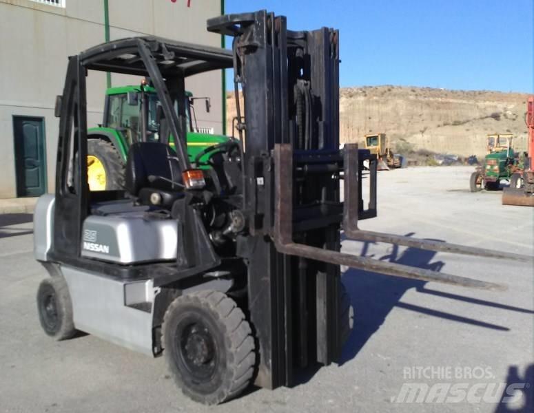 Nissan FD02A25Q Diesel Forklifts