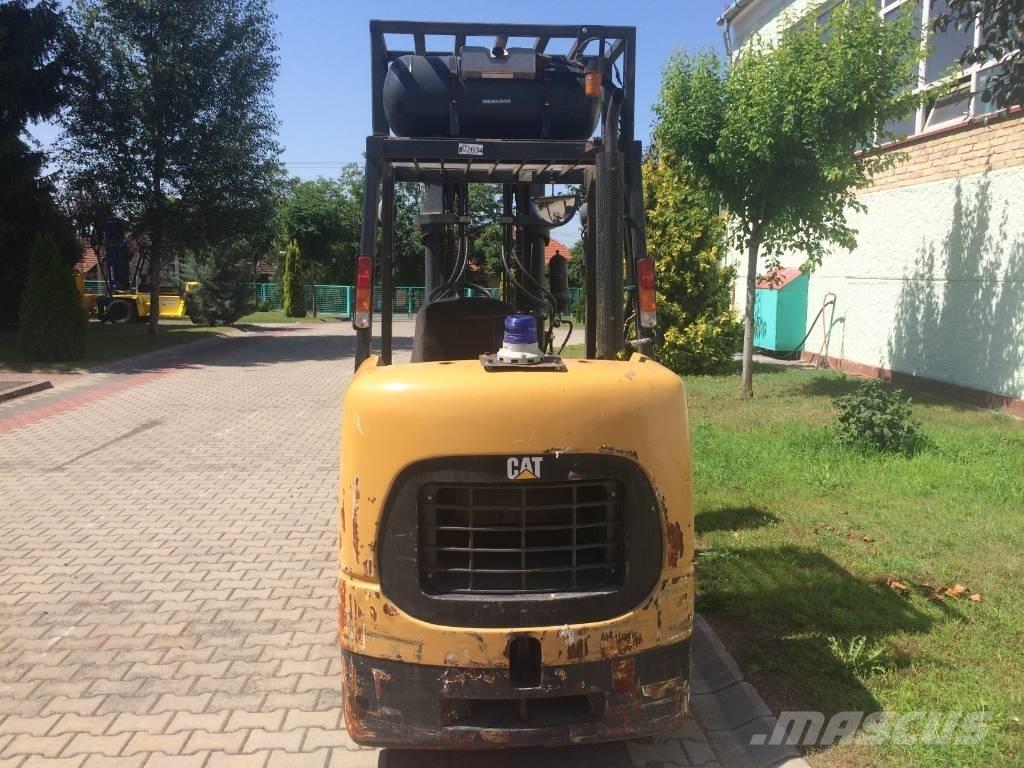 CAT GC45K V-2834 LPG trucks