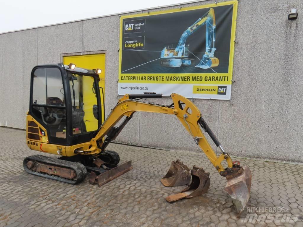 CAT 301.7 D Mini Excavators <7t (Mini Diggers)