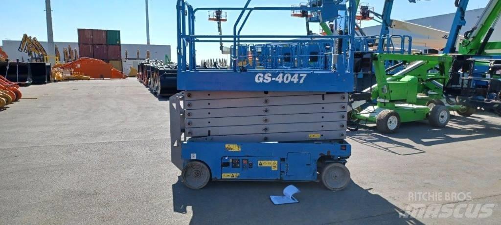 GENIE GS4047 Scissor Lifts
