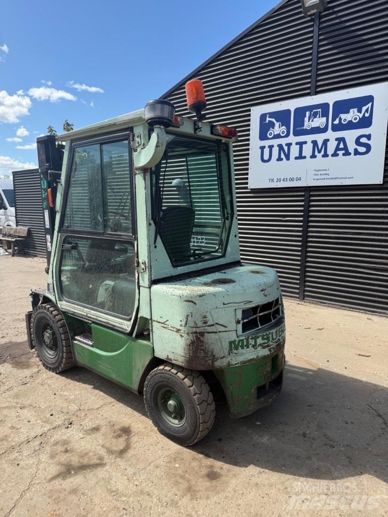 Mitsubishi FD 25 Diesel Forklifts