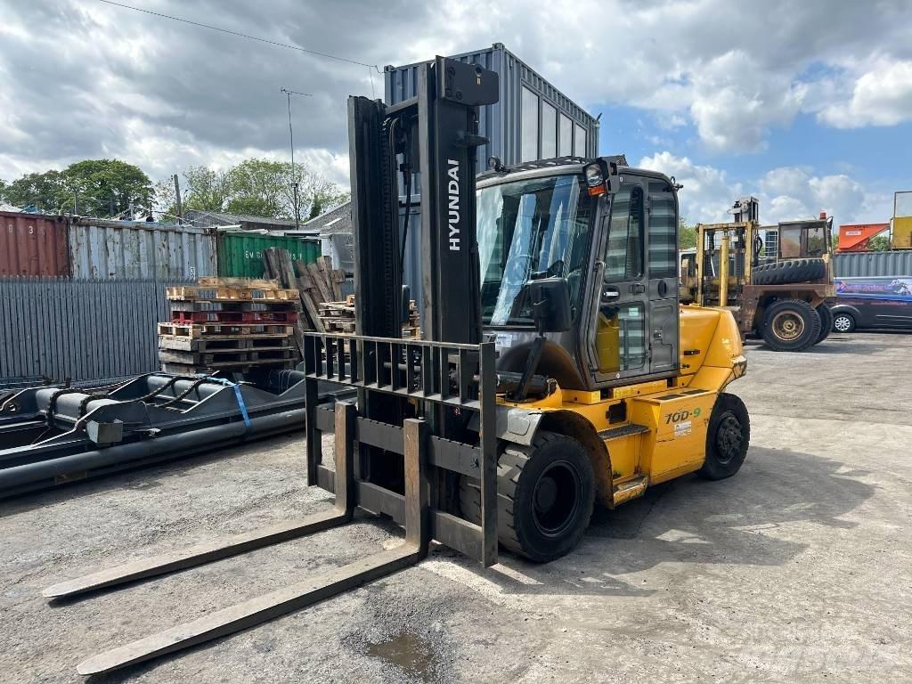 Hyundai 70 D-9 Diesel Forklifts