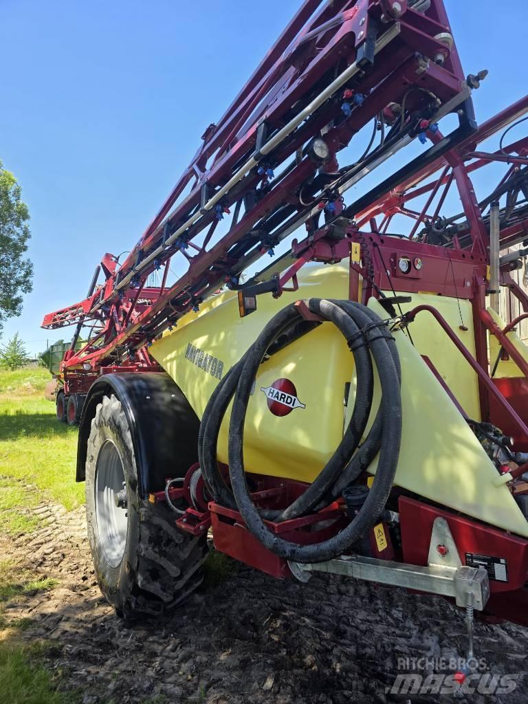 Hardi Navigator 4000 Trailed sprayers