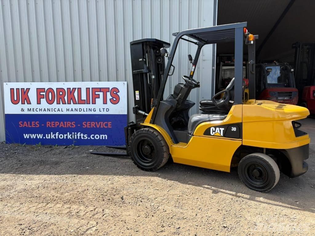 CAT DP30NT Diesel Forklifts