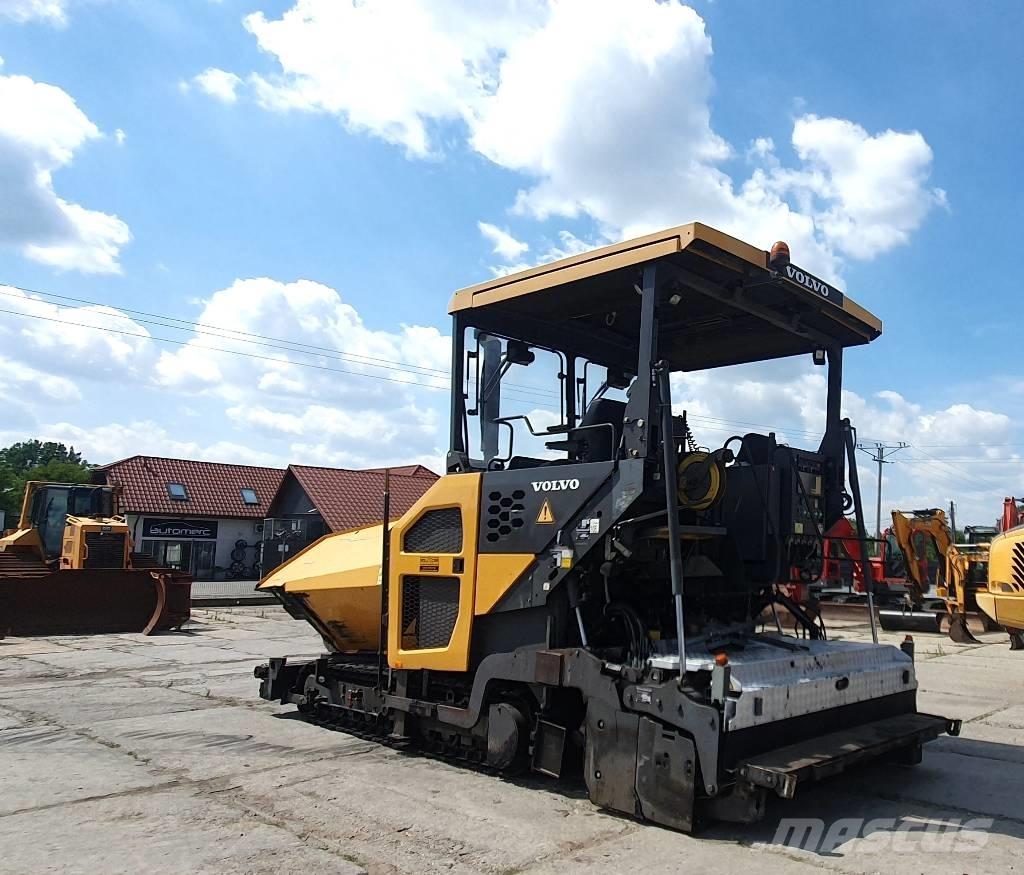 Volvo P 7820C Asphalt pavers