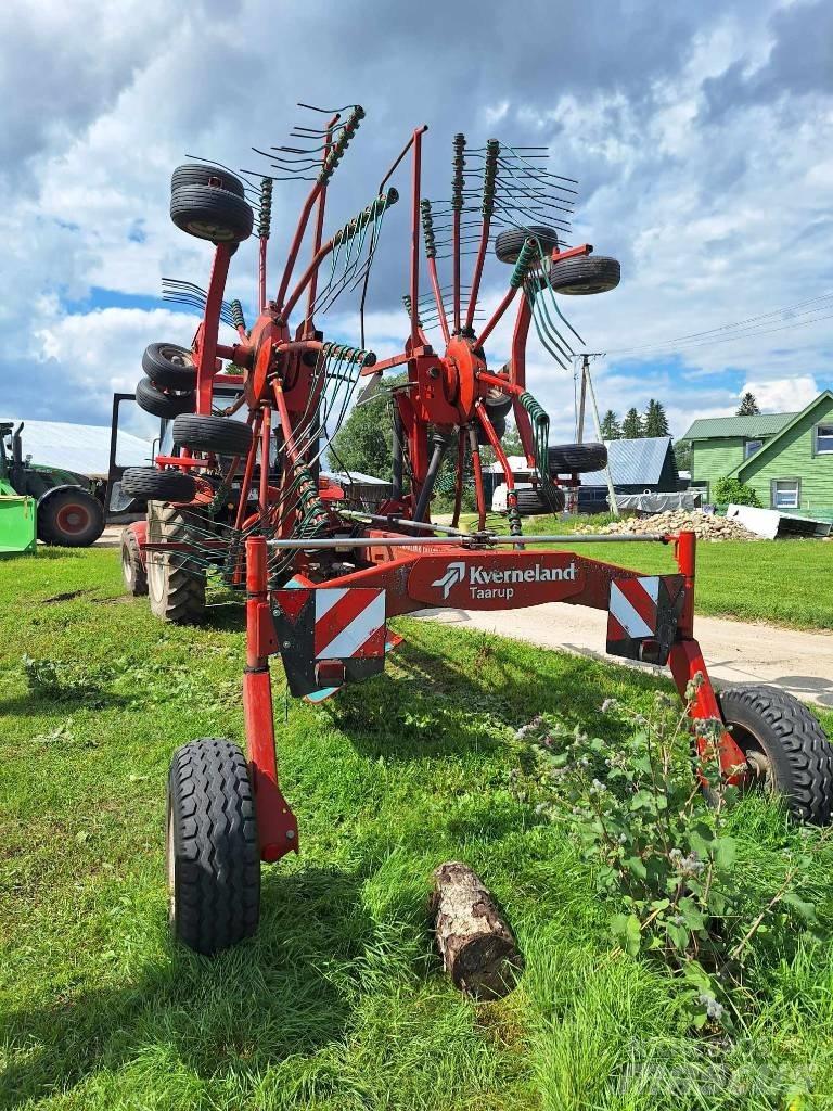Kverneland 9472C Swathers \ Windrowers