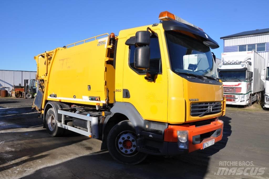Volvo FL 4X2 Garbage Trucks / Recycling Trucks