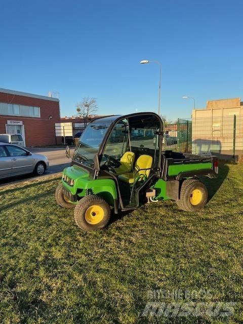 John Deere Gator TE Utility Machines