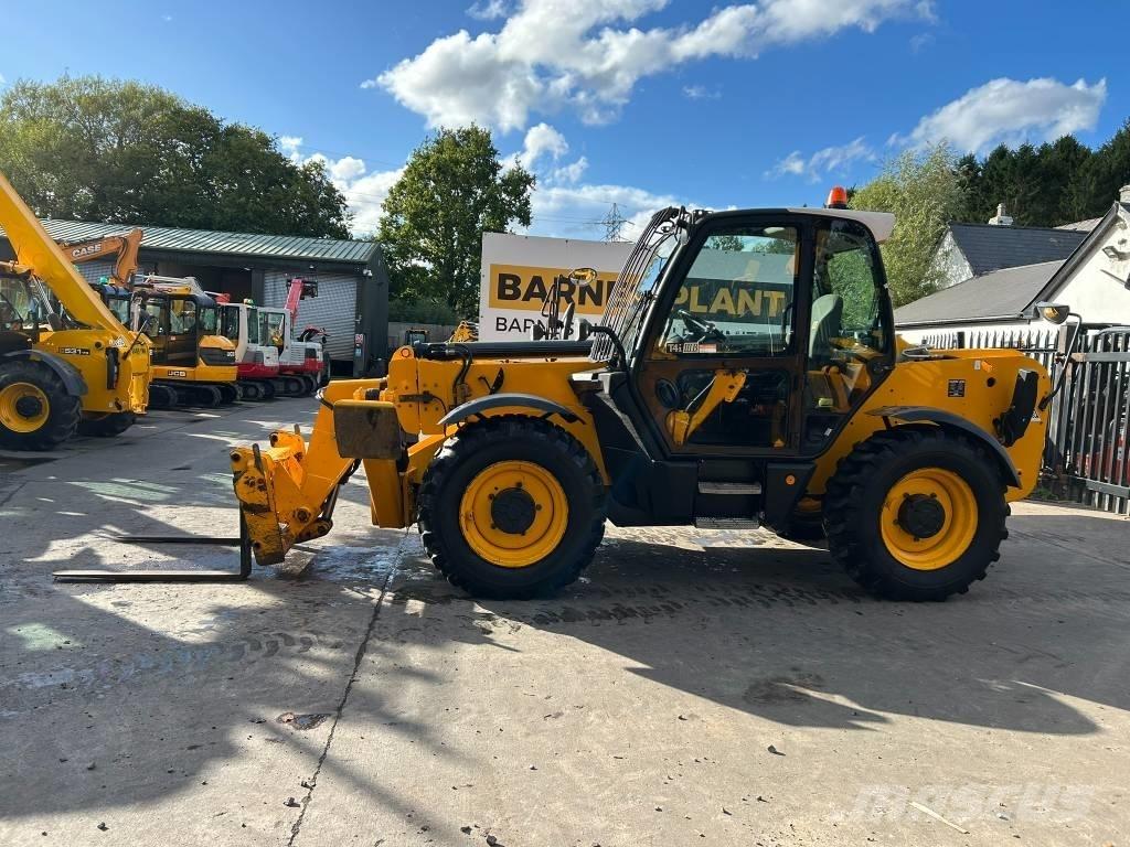 JCB 535-125 Hiviz Telescopic Handlers
