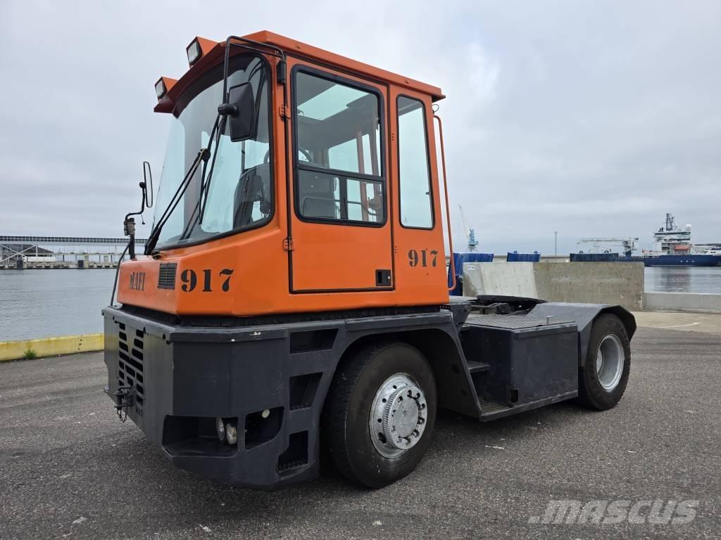 Mafi MT 32 R 4X4 Shunt Trucks