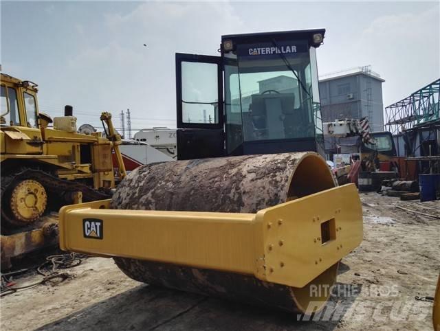 CAT CS 56 B Single drum rollers