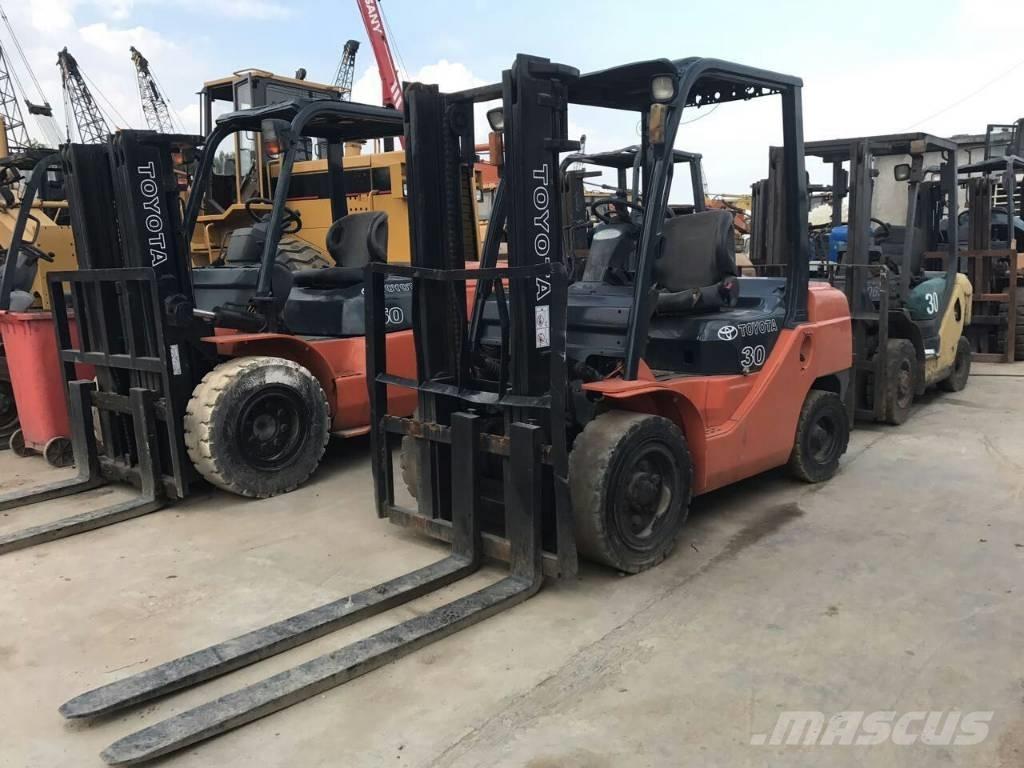 Toyota FD 30 Diesel Forklifts
