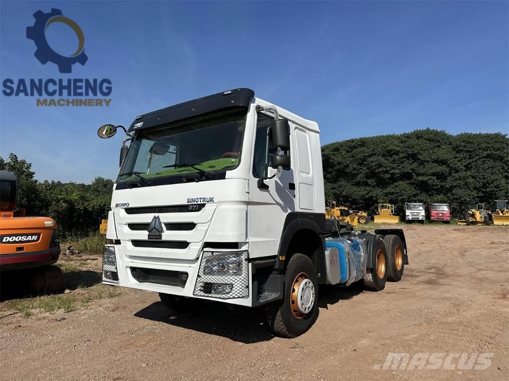 Howo 371hp Conventional Trucks / Tractor Trucks