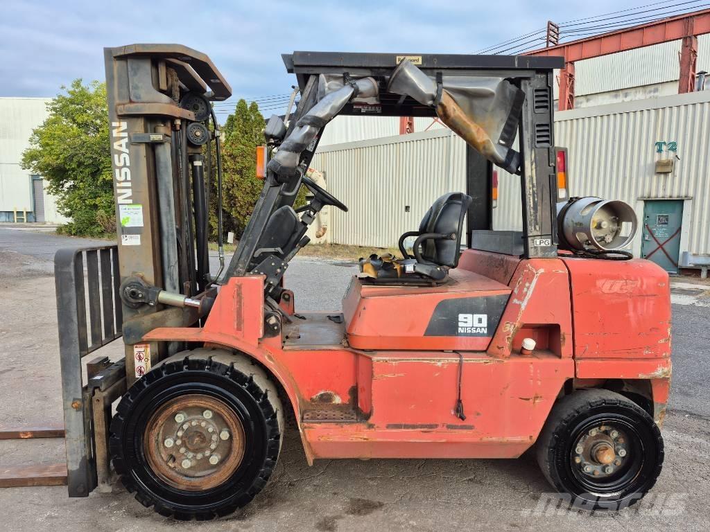 Nissan F04 B 40 H Misc Forklifts