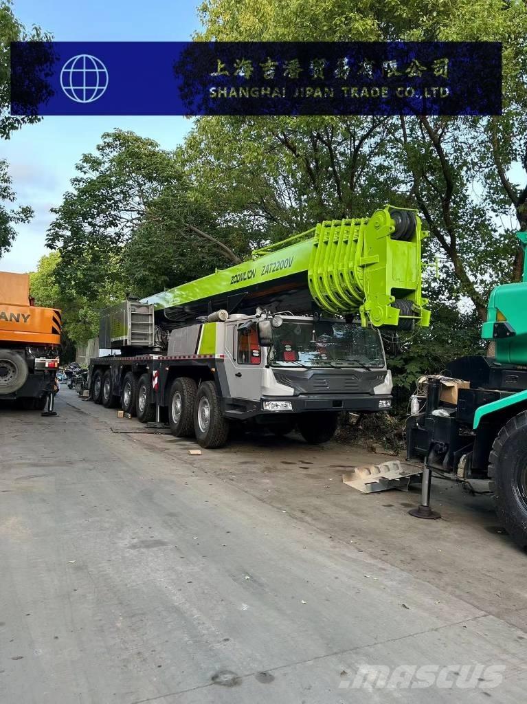 Zoomlion ZAT 2200 V Mobile and all terrain cranes