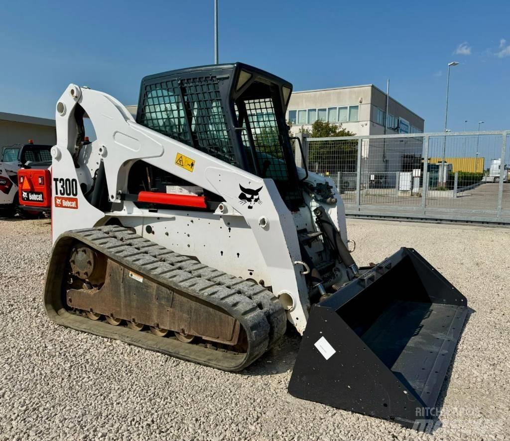Bobcat T 300 Mini Loader