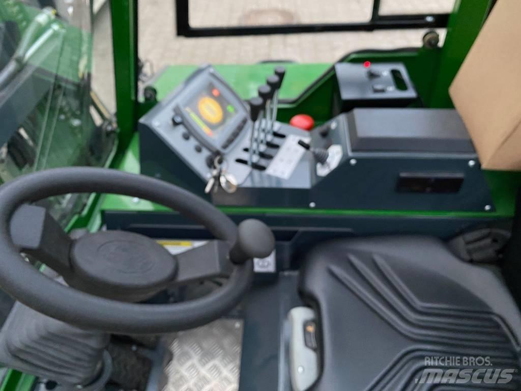 Combilift CBE 2500 4-way Reach Trucks