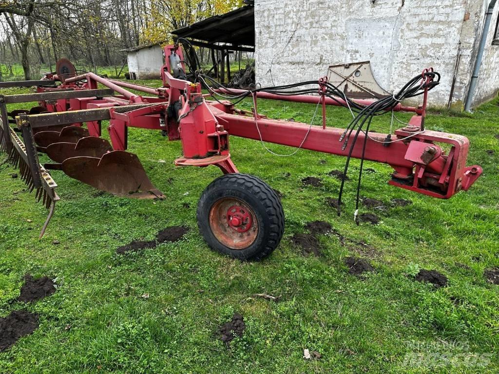 Kühne KRW 6 Plows