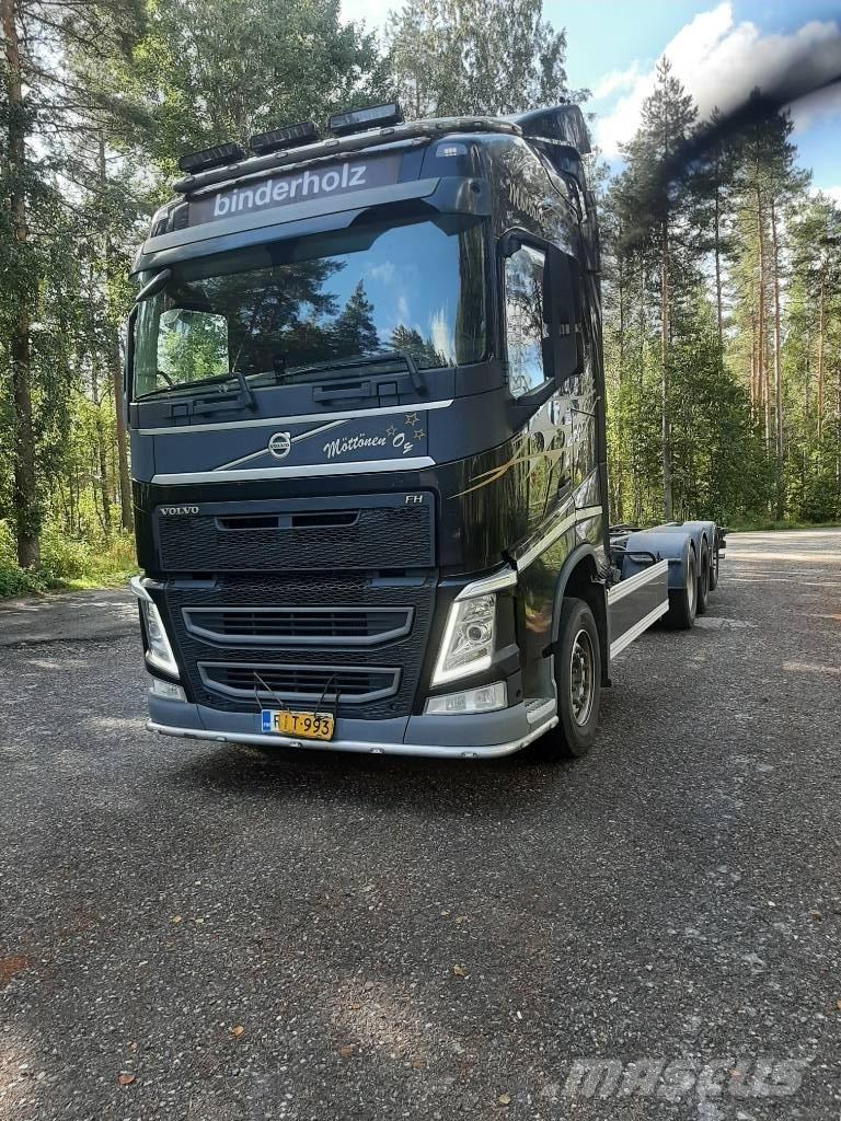 Volvo FH 13 Cab & Chassis Trucks