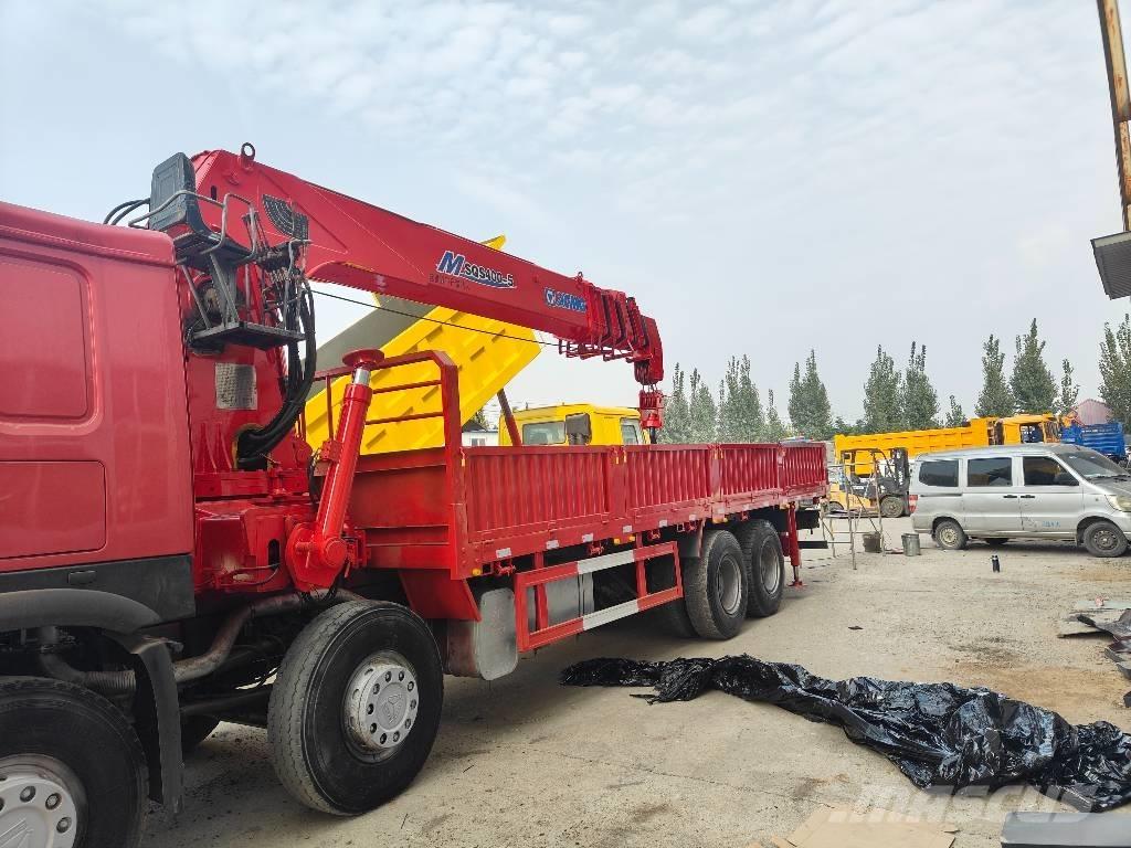 Howo 8*4 16tons Dump Trucks