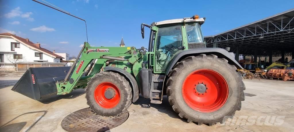 Fendt VARIO 818 Tractors