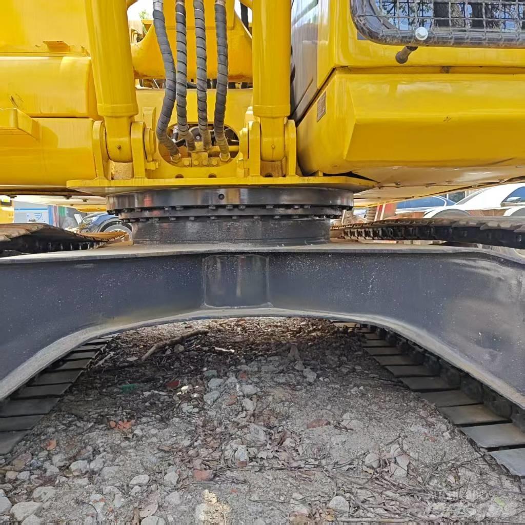 Komatsu PC 130 Crawler Excavators