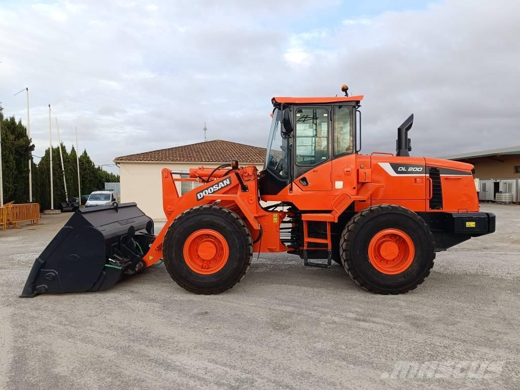 Doosan DL200-5 Mini Loader
