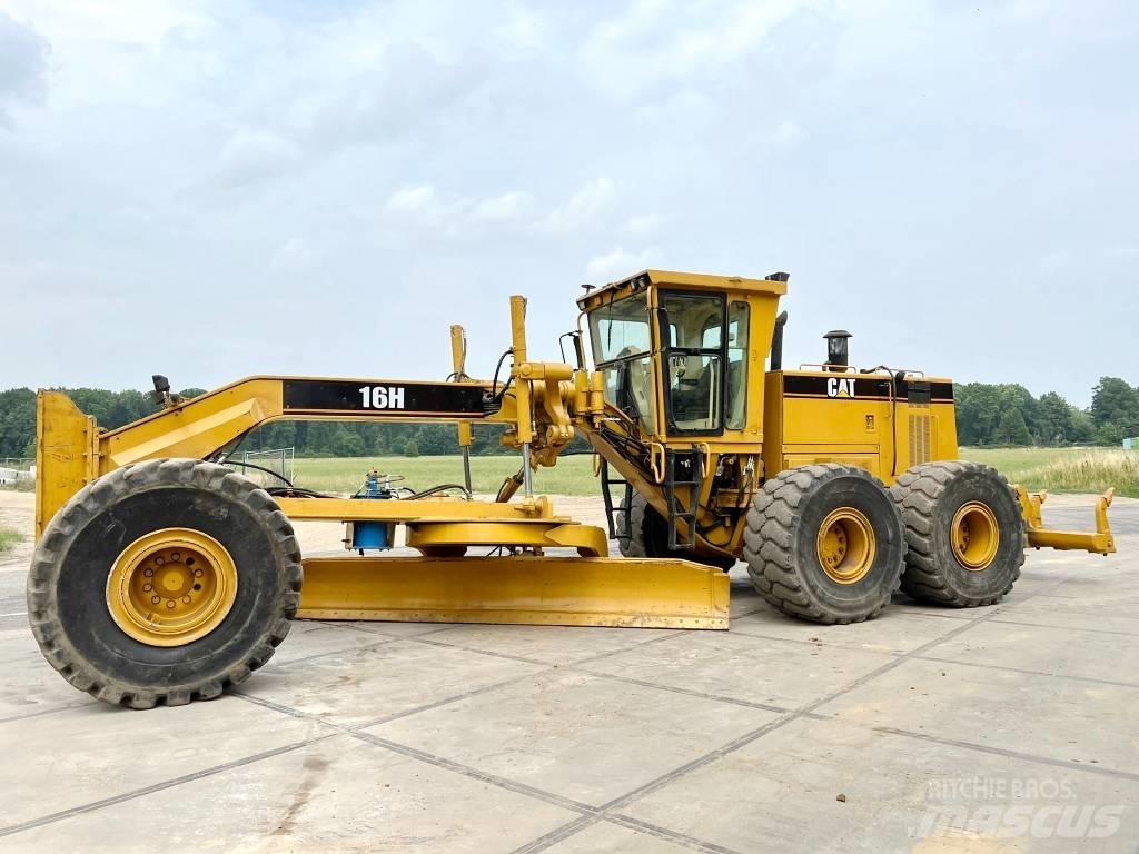 CAT 16H + RIPPER Motor Graders