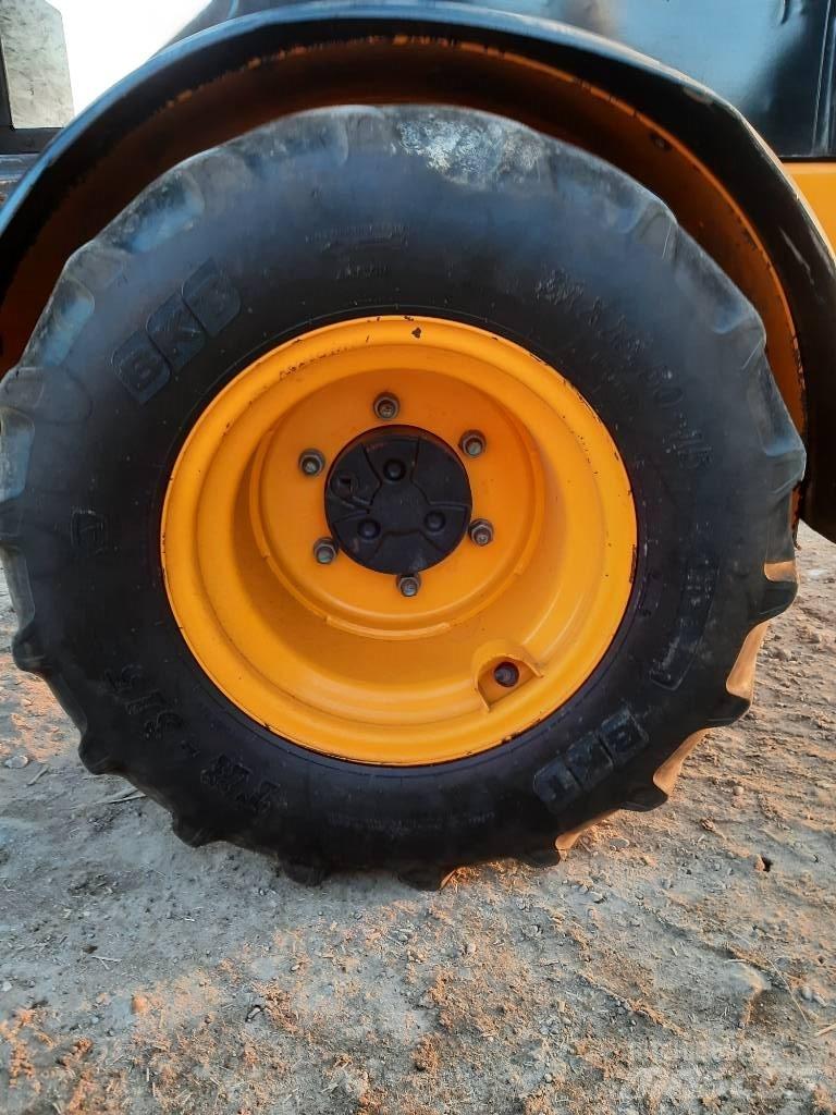 JCB 403 Mini Loader