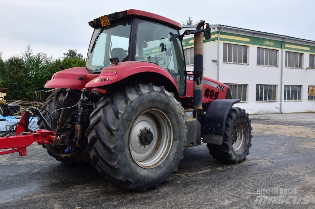 CASE Magnum Tractors