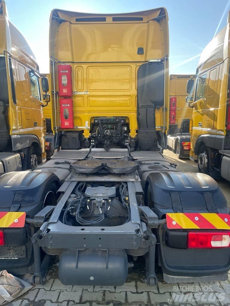 DAF XF 106.480 Conventional Trucks / Tractor Trucks