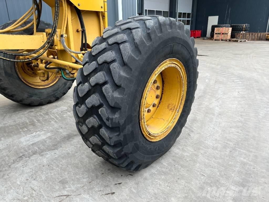 CAT 140H Motor Graders