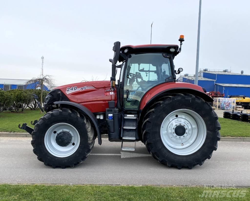 Case IH Puma 240 CVX Tractors