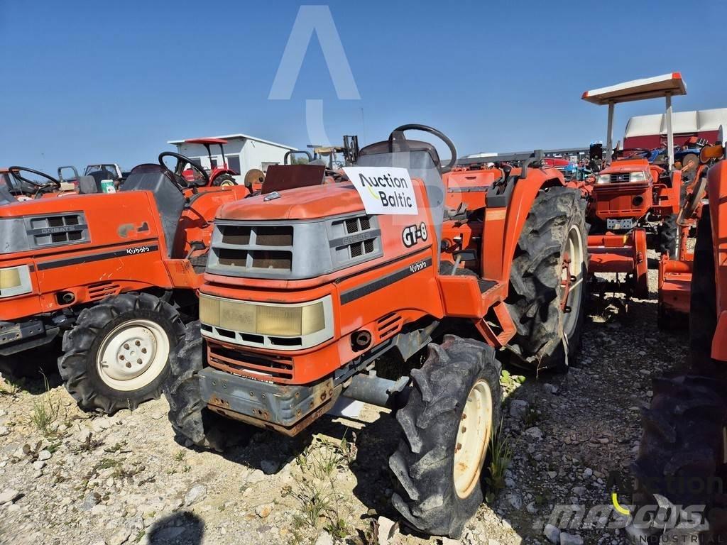 Kubota GT-8 Tractors