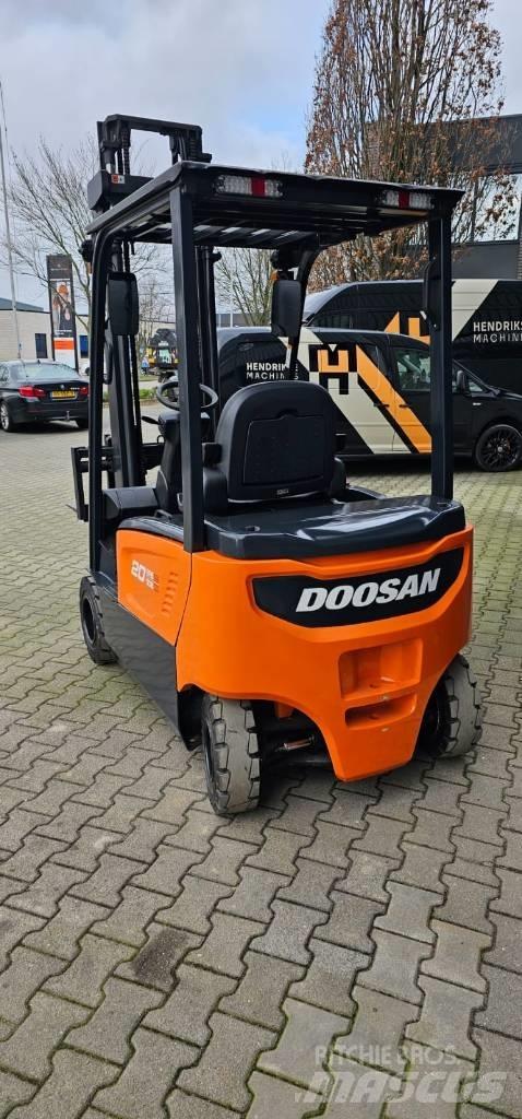 Doosan B20X-7 Electric Forklifts