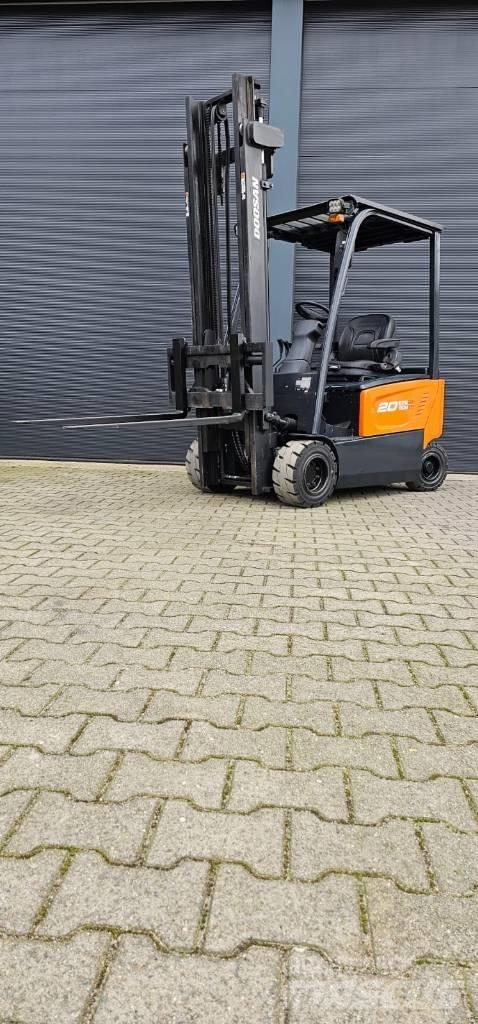 Doosan B20X-7 Electric Forklifts