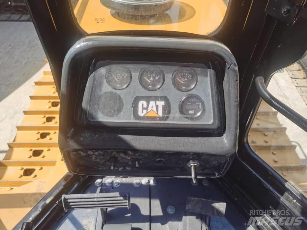 CAT D 5 K Crawler dozers