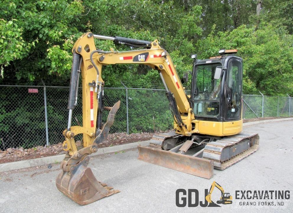 CAT 305 C CR Mini Excavators <7t (Mini Diggers)