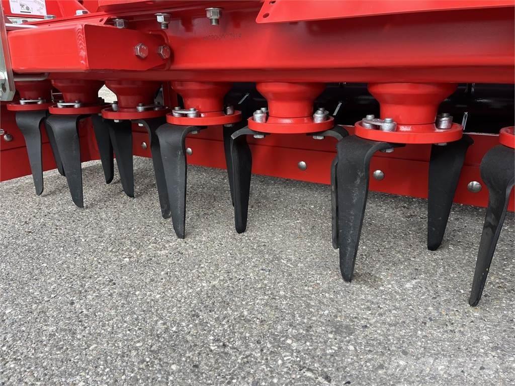 Kverneland M serie Power Harrows And Rototillers