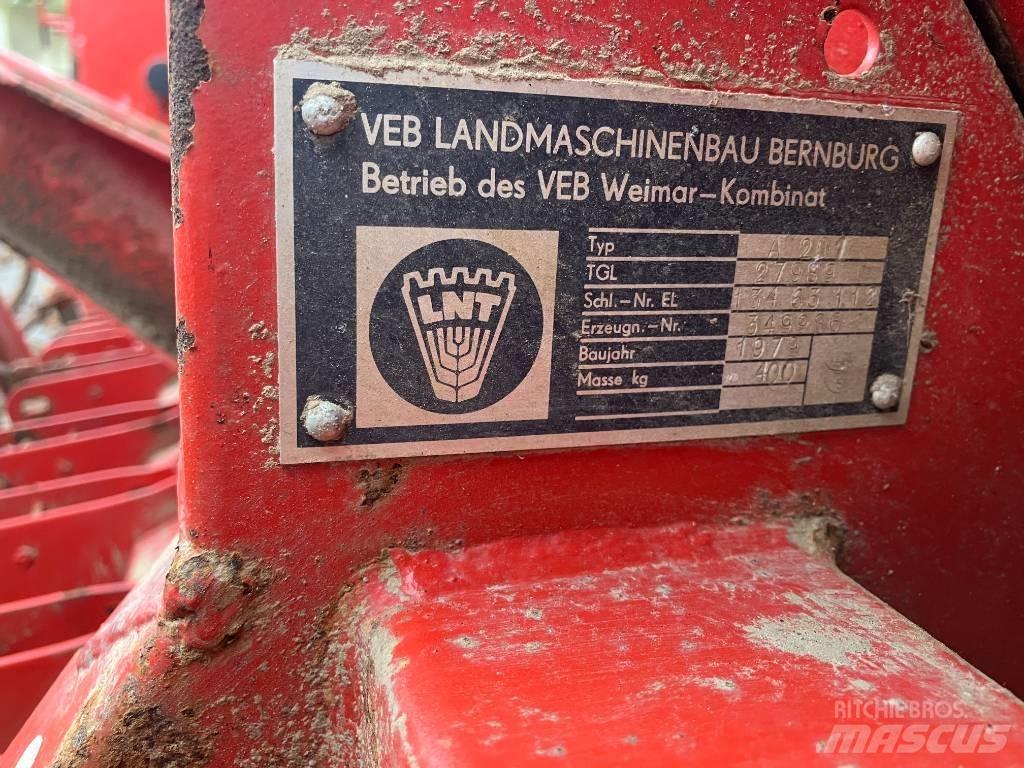 Saxonia A 201 Farm Drills